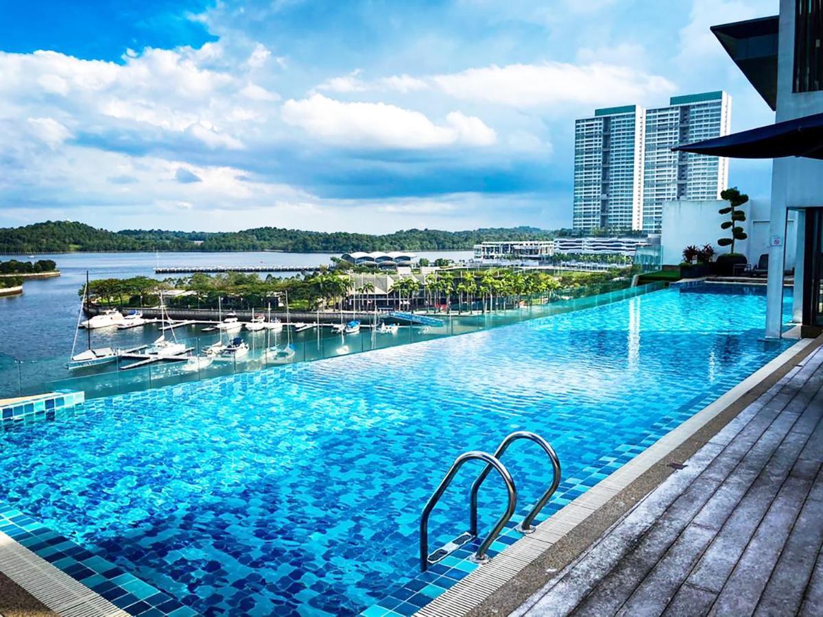 נוסג'יה Trinidad Suites Johor, Trademark Collection By Wyndham מראה חיצוני תמונה