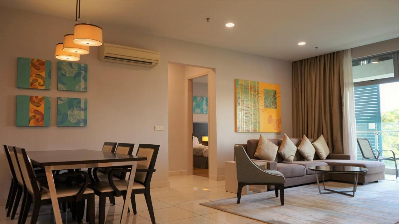 נוסג'יה Trinidad Suites Johor, Trademark Collection By Wyndham מראה חיצוני תמונה