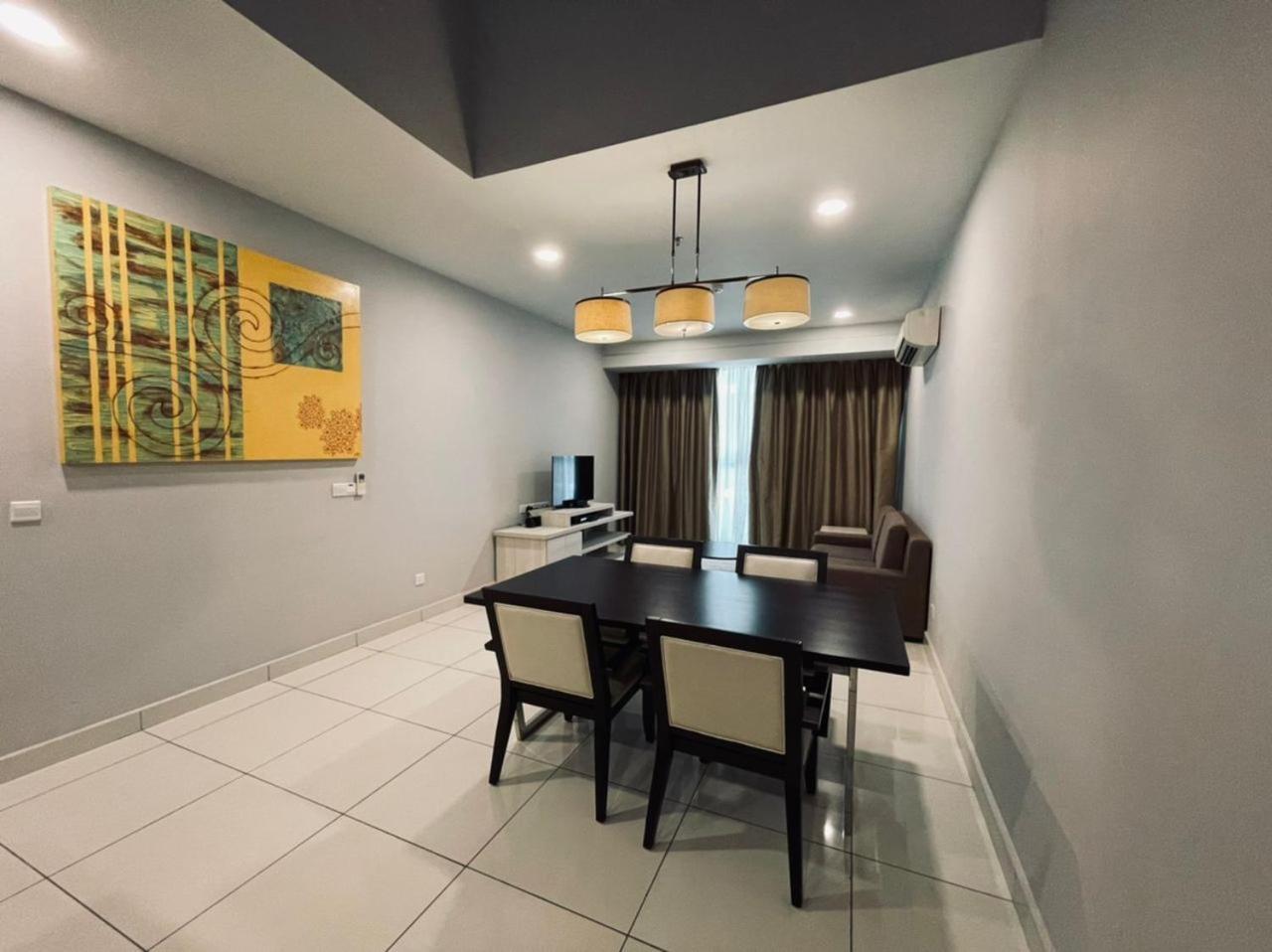 נוסג'יה Trinidad Suites Johor, Trademark Collection By Wyndham מראה חיצוני תמונה