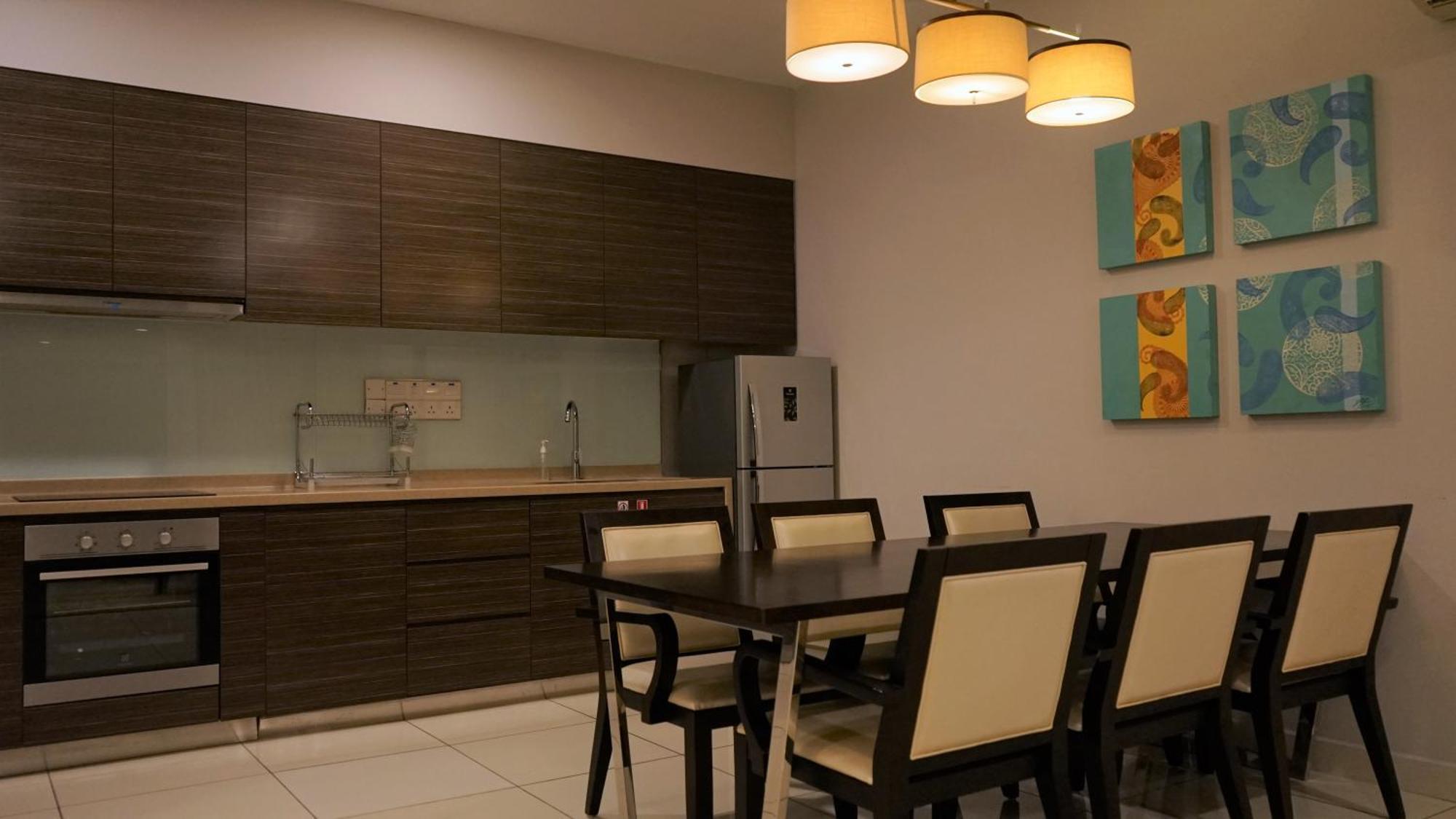 נוסג'יה Trinidad Suites Johor, Trademark Collection By Wyndham מראה חיצוני תמונה